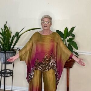 Elegant Multicolor Tunic Set